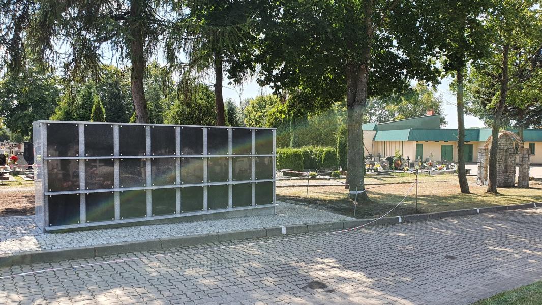 Budowa kolumbarium na cmentarzu w Pękaninie została zakończona