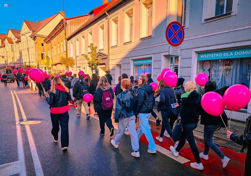 WYŁĄCZ RAKA  Różowy Marsz w Białogardzie