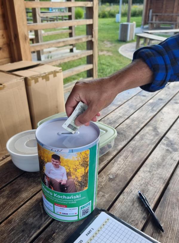 Płynęli, by pomóc Mauro – 12-godzinny maraton kajakowy na Parsęcie