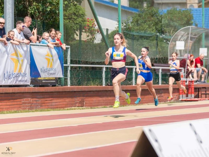 Trzy medale dla Klubu Lekkoatletycznego Iskra Białogard na 6. Małym Memoriale Ireny Szewińskiej