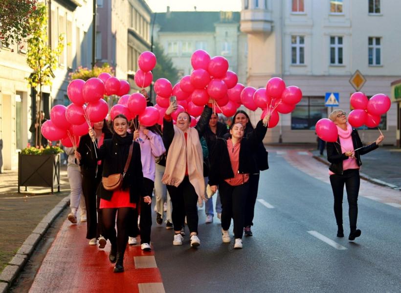 WYŁĄCZ RAKA  Różowy Marsz w Białogardzie