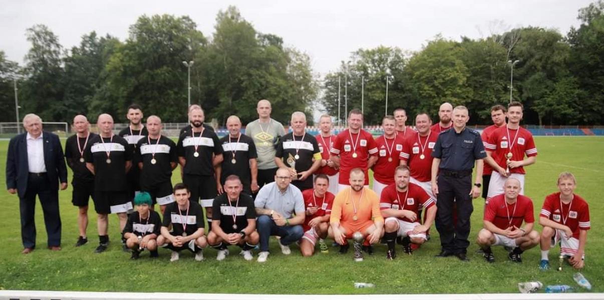 Mecz Weterani vs Policja na Stadionie Miejskim im. Henryka Młynarczyka w Białogardzie