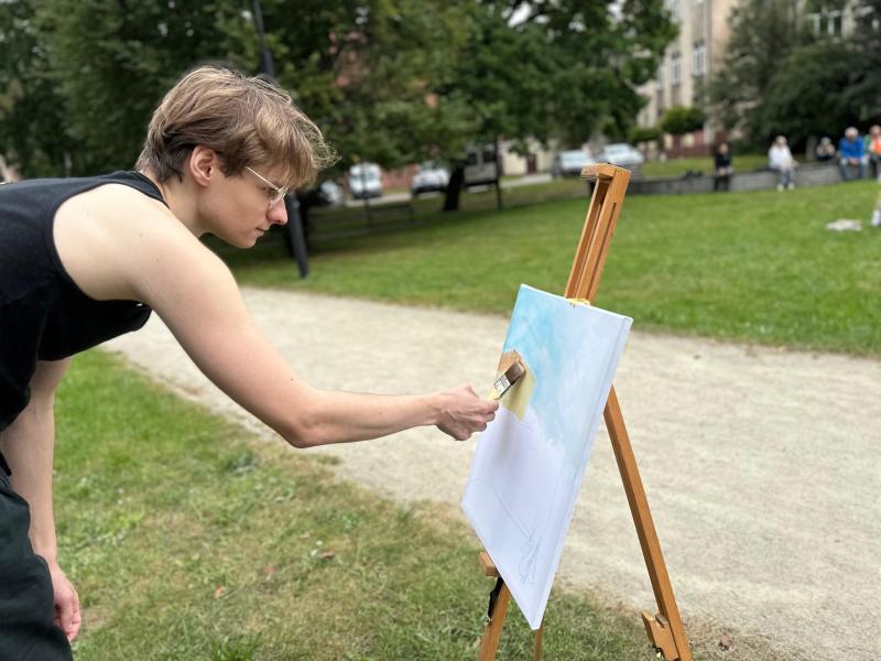 Plener Malarski w Białogardzie – miasto pełne kolorów i twórczej energii