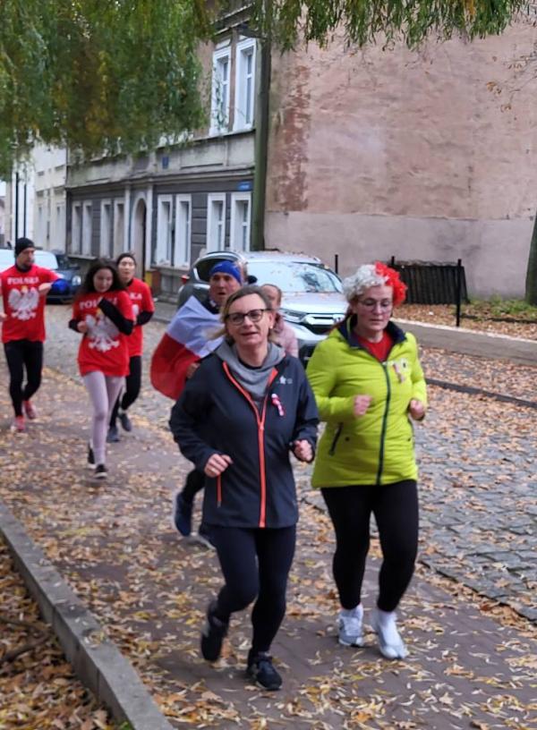 Niepodległość na sportowo – Białogard biegł w biało-czerwonych barwach