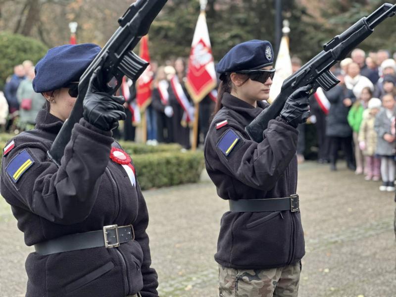 Wspólne świętowanie 107. rocznicy odzyskania niepodległości w Białogardzie