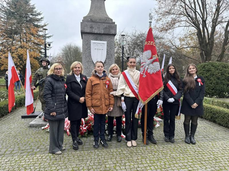 Wspólne świętowanie 107. rocznicy odzyskania niepodległości w Białogardzie