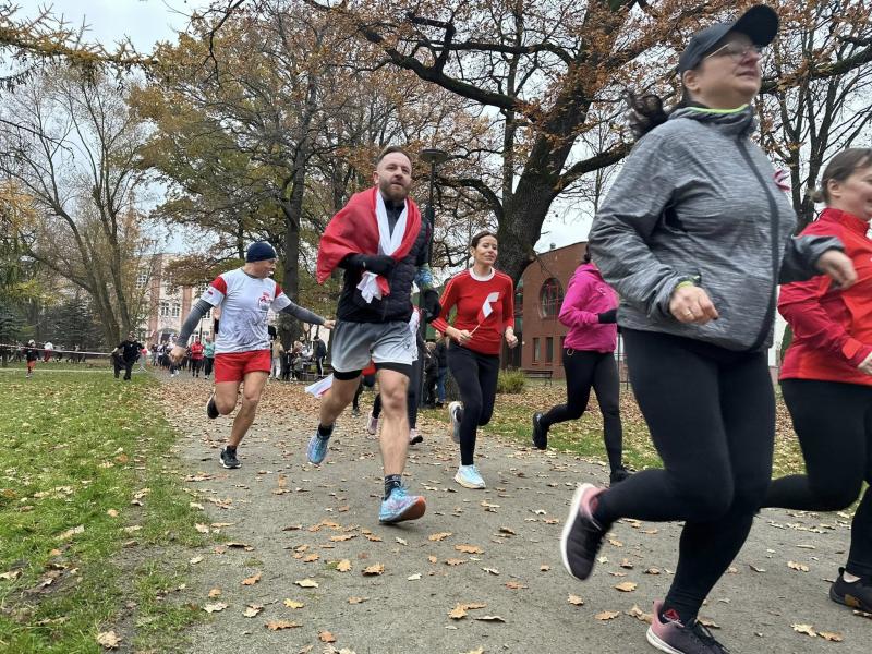 Niepodległość na sportowo – Białogard biegł w biało-czerwonych barwach