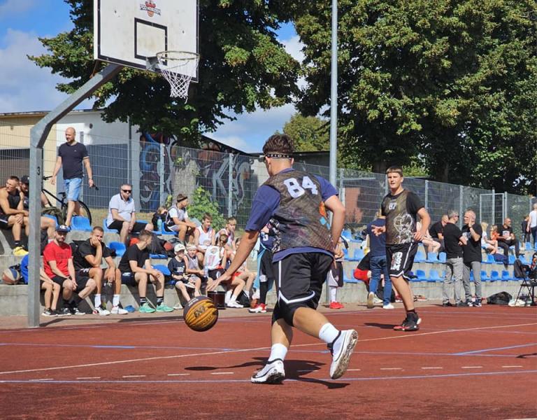 Wielkie Święto Koszykówki 3x3 w Karlinie