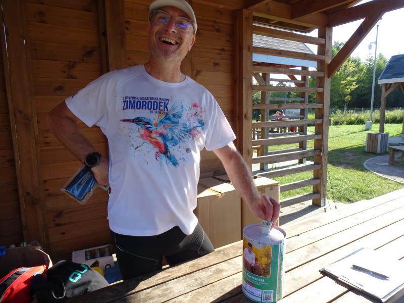 Płynęli, by pomóc Mauro – 12-godzinny maraton kajakowy na Parsęcie