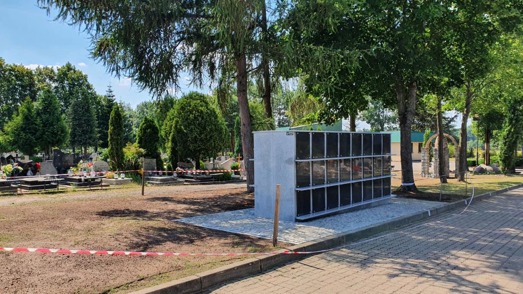 Budowa kolumbarium na cmentarzu w Pękaninie została zakończona