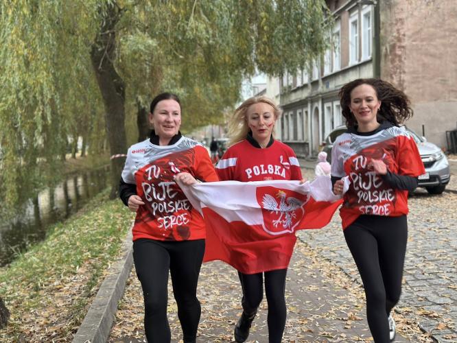 Niepodległość na sportowo – Białogard biegł w biało-czerwonych barwach
