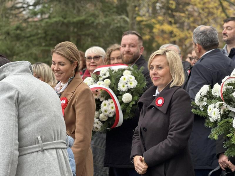 Wspólne świętowanie 107. rocznicy odzyskania niepodległości w Białogardzie