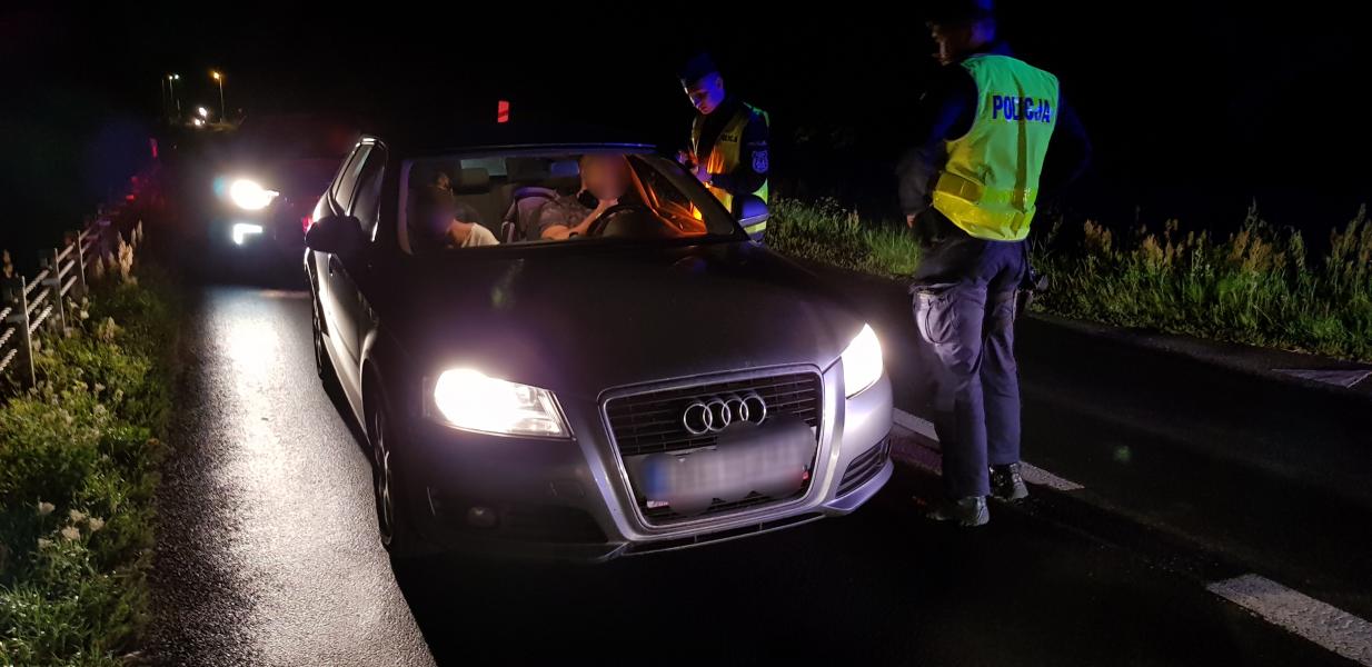 Policyjny pościg w Białogardzie  - trzech kierowców trafiło do aresztu. 