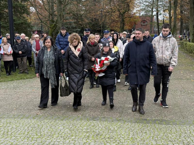 Wspólne świętowanie 107. rocznicy odzyskania niepodległości w Białogardzie