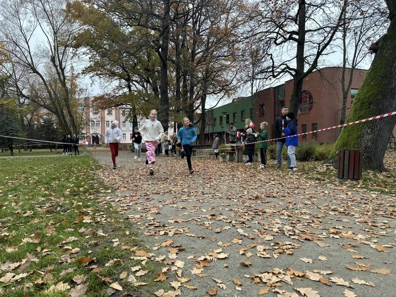 Niepodległość na sportowo – Białogard biegł w biało-czerwonych barwach