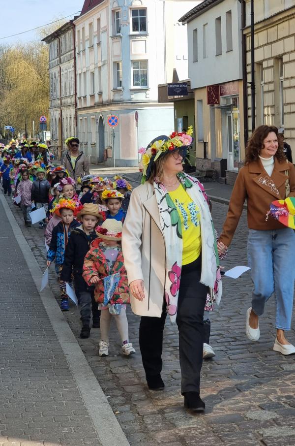 Białogardzka Parada Kapeluszy – radosne powitanie wiosny!