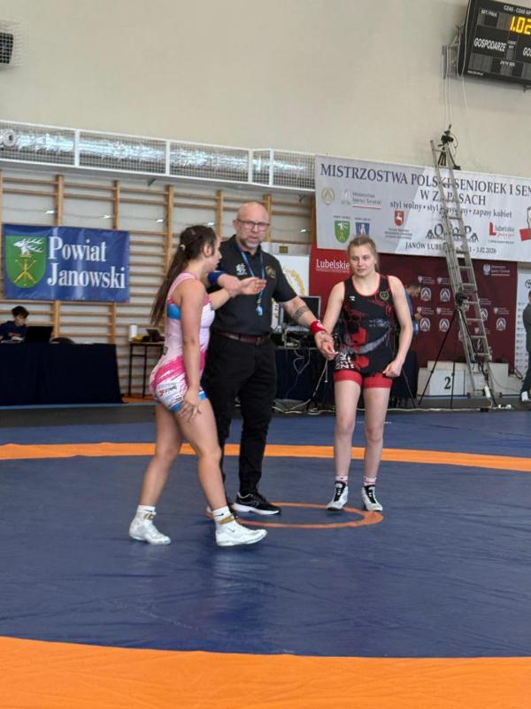 Podwójny triumf zapaśniczek z Białogardu!