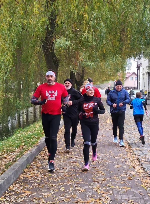 Niepodległość na sportowo – Białogard biegł w biało-czerwonych barwach