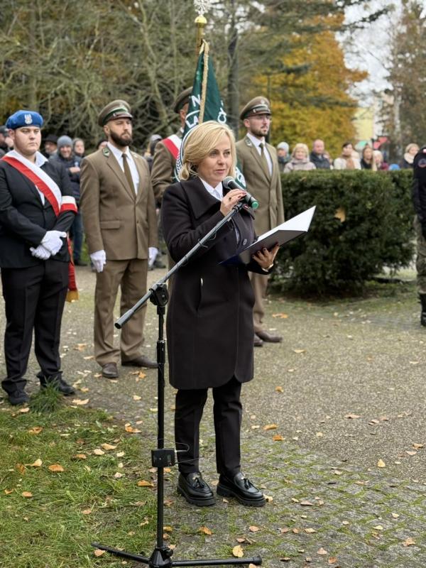 Wspólne świętowanie 107. rocznicy odzyskania niepodległości w Białogardzie