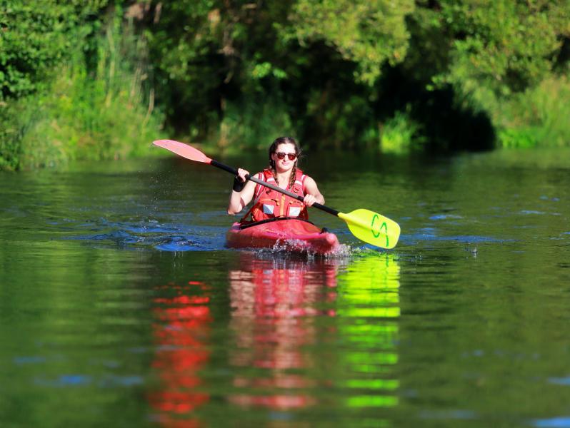Płynęli, by pomóc Mauro – 12-godzinny maraton kajakowy na Parsęcie