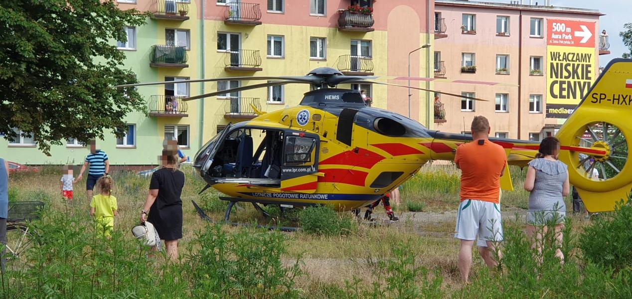 Lądowanie śmigłowca LPR w Białogardzie - ciężko poparzone dziecko!