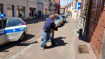 Policja zatrzymała mężczyznę podejrzanego o brutalne morderstwo w Dębczynie pod Białogardem! VIDEO 