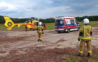 Groźny wypadek koło Podborska, lądował śmigłowiec LPR. Mężczyzna trafił do szpitala!