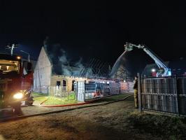 Pożar budynku gospodarczego w Byszynie. 
